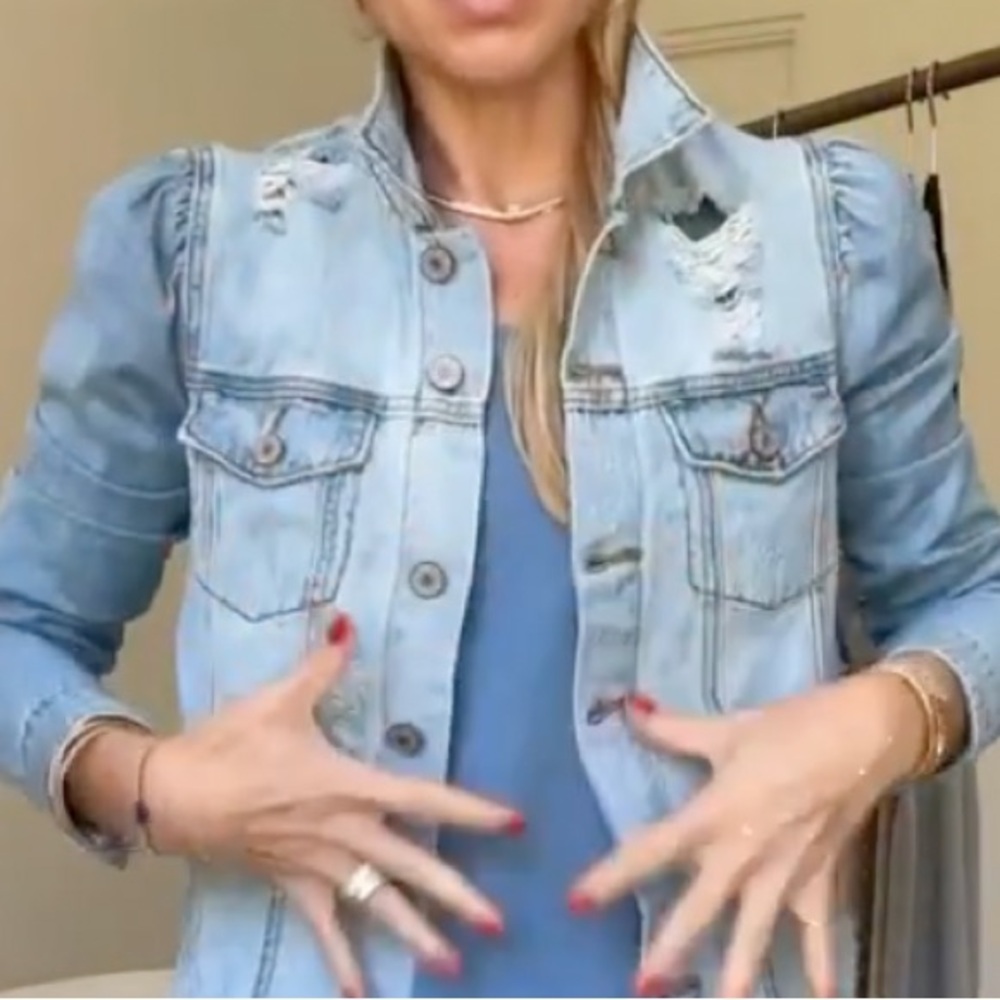 NWT cropped lightweight denim jacket - Picture 5 of 8